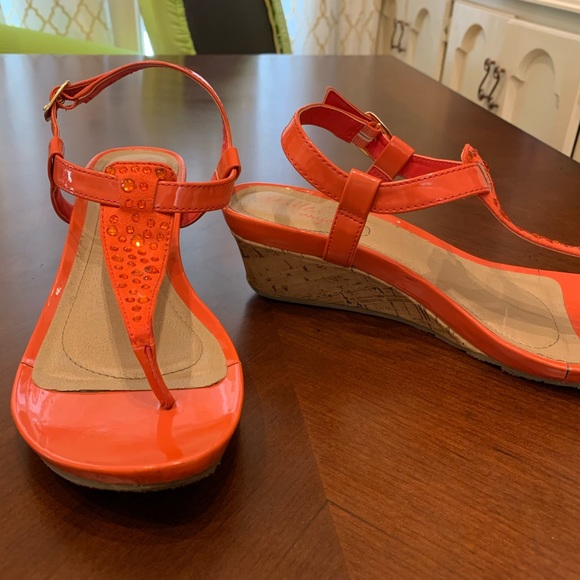 Orange sandals size 8 - Picture 4 of 7